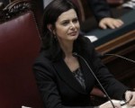 Boldrini: standing ovation in Aula contro violenza donne