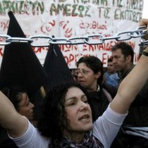 Femminicidio in Grecia, una donna su tre vittima di violenza