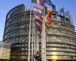 “Ferite a morte” va a Bruxelles: conferenza e reading al Parlamento europeo