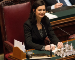 “Troppi stereotipi sulle donne in tv”: l’attacco di Laura Boldrini